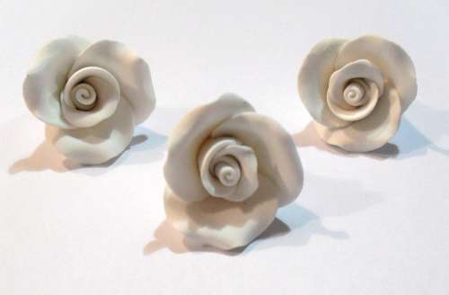 Gumpaste Roses - White - Click Image to Close